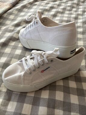 Superga White Canvas Low-Top Platform Sneakers